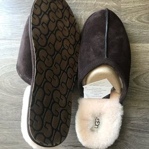 Men’s UGG slippers